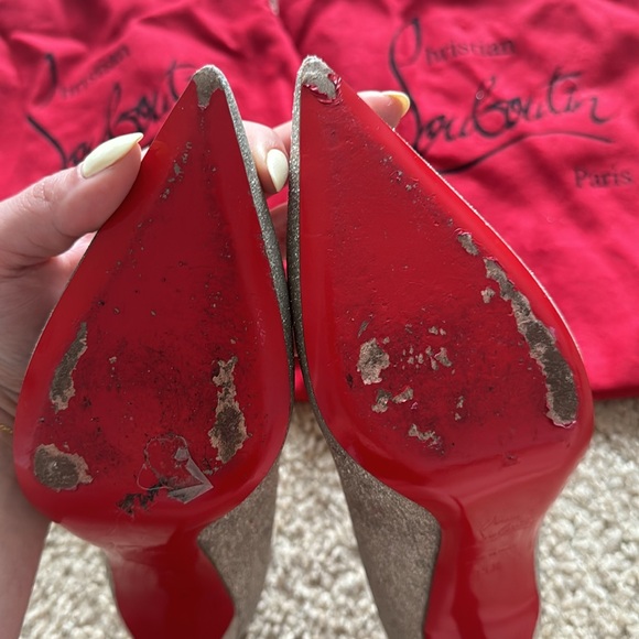 Christian Louboutin Kate Glitter Pointed Toe Pump - Picture 5 of 8